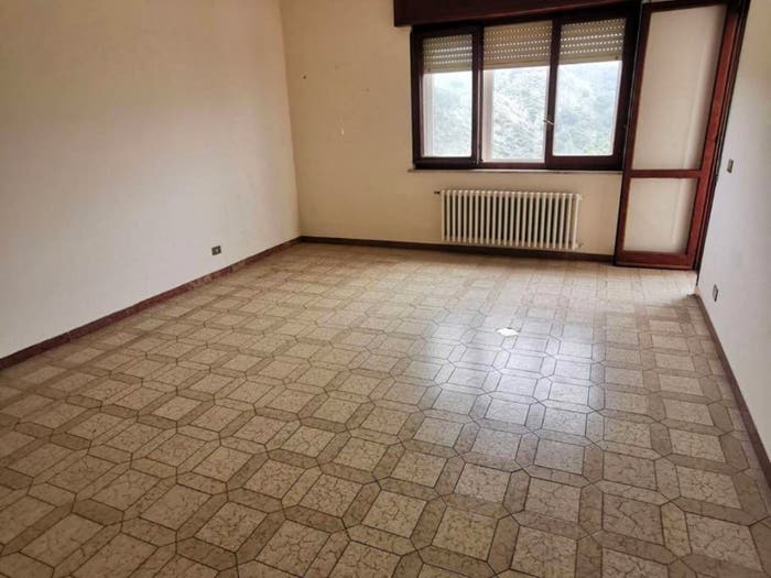 Appartamento trilocale in vendita in Via della liberta, Marcellinara
