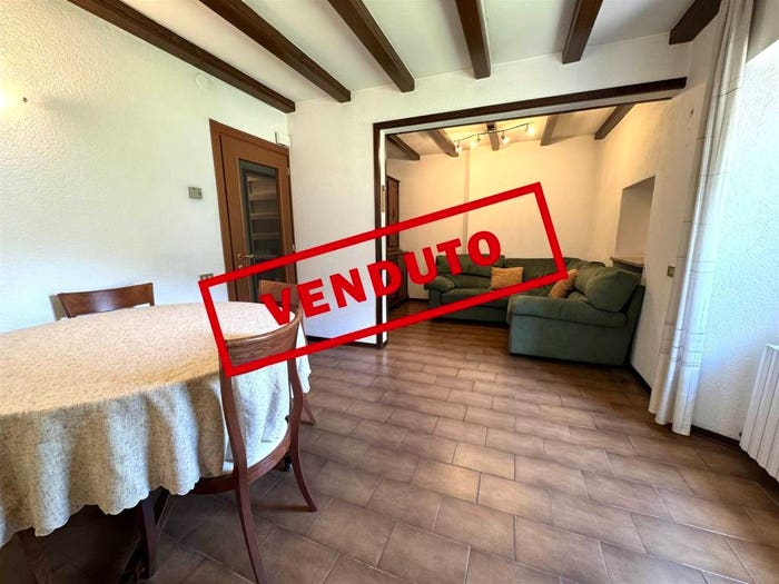 Appartamento quadrilocale in vendita in Via Nazionale, Borgonuovo, Piuro