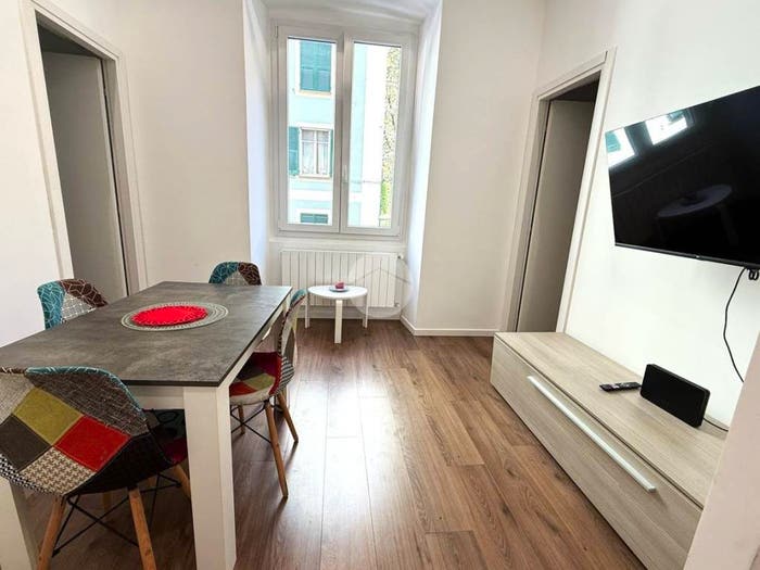 Appartamento quadrilocale in vendita in Via Pertinace, Castelletto, Genova