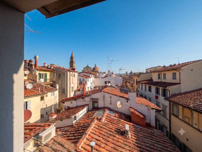 Appartamento quadrilocale in vendita in Piazza Santo Spirito, Santo Spirito, Firenze