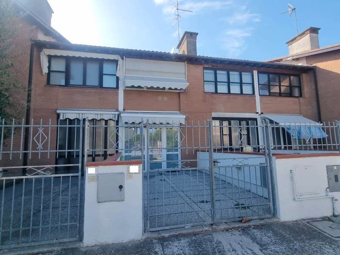 Casa trilocale in vendita in Via Torino, Lido degli Estensi, Comacchio
