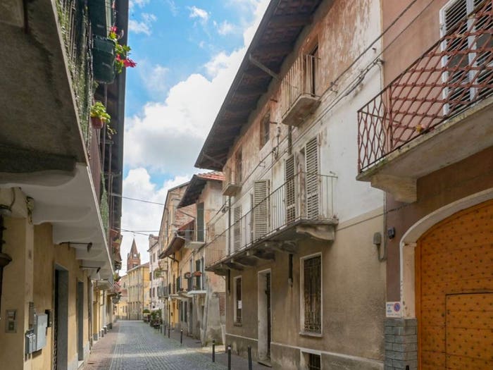 Casa con 6 locali in vendita in Via Giacomo Matteotti, Centro, Ciriè