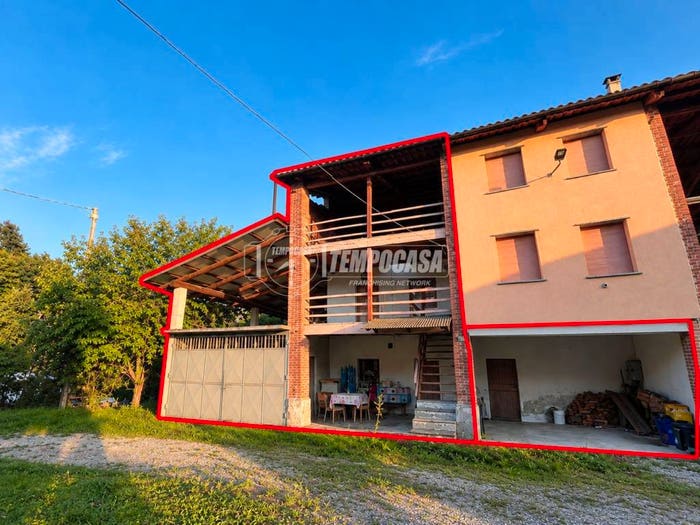 Casa bilocale in vendita in Via Parella, Centro, Castellamonte