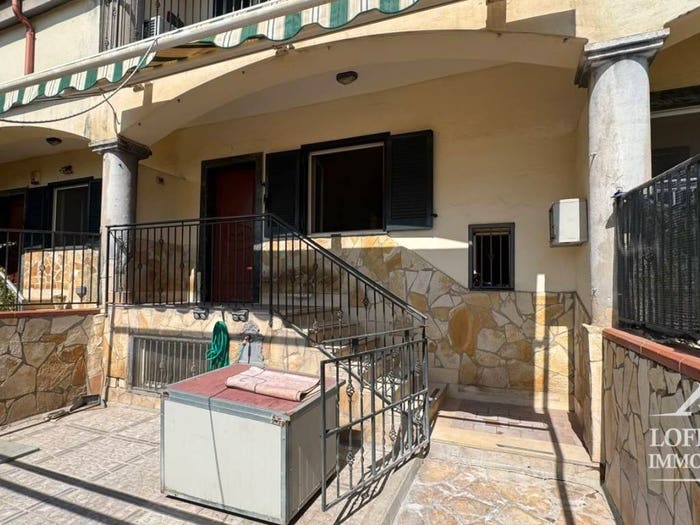 Casa con 6 locali in vendita in Via Spiniello, Centro, Acerra