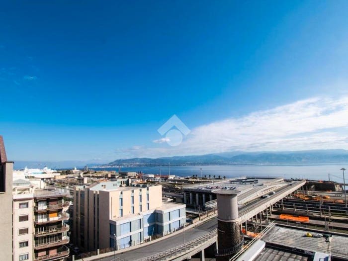 Appartamento trilocale in vendita in VIA NICOLO SCOTTO, La Farina Stazione, Messina