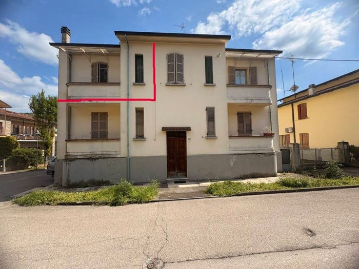 Appartamento trilocale in vendita in Via Domenico Neri, Centro, Casola Valsenio