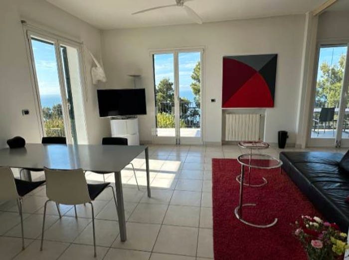 Casa con 6 locali in vendita in Via Provinciale, Costarainera