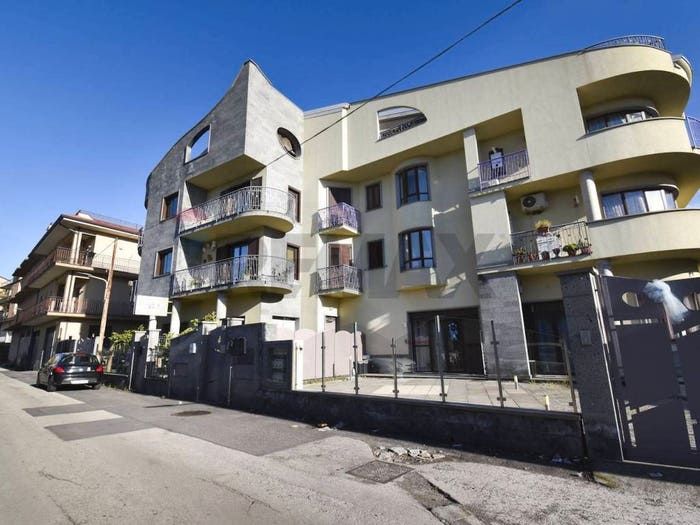 Casa trilocale in vendita in Via Savona, Biancavilla