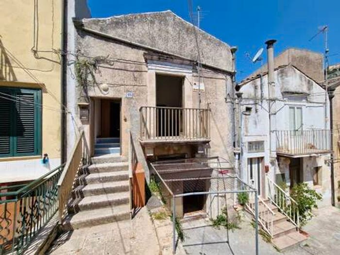 Casa trilocale in vendita in Vico Betto, Modica Bassa, Modica