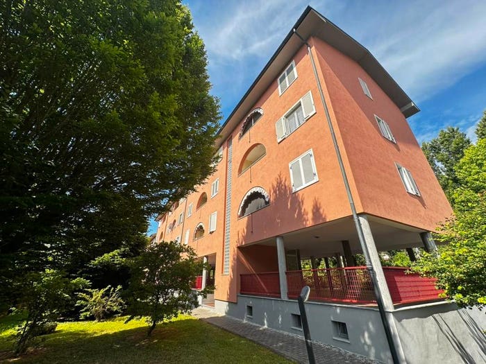 Appartamento trilocale in vendita in Via Pietro Nenni, Vallone, Pavia