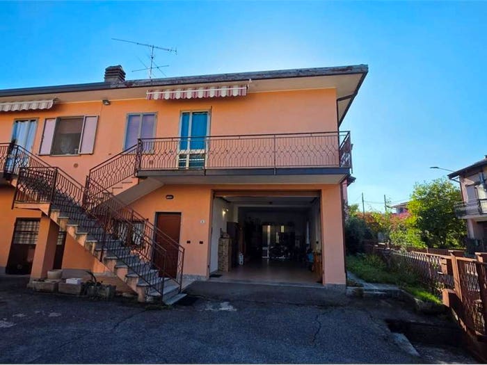 Casa con 5 locali in vendita in via Faraona, Faraona, TravedonaMonate