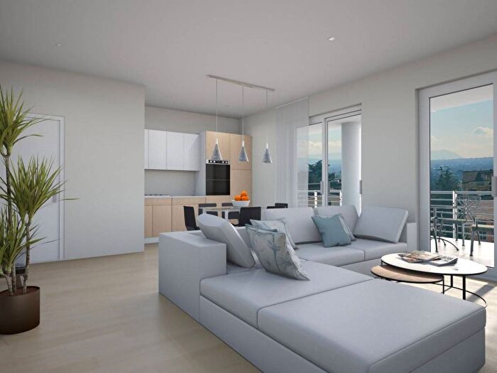 Appartamento trilocale in vendita in Via Catauli, San Leucio Briano, Caserta
