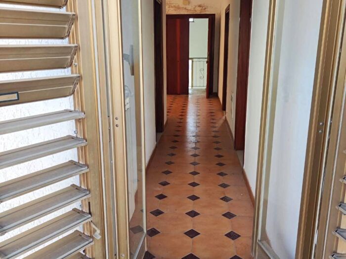 Casa con 6 locali in vendita in Via Arcivescovo Pontillo, Casagiove