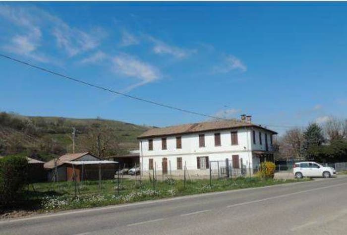 Casa con 6 locali in vendita in Via Vallescuropasso, Vallescuropasso Località Stefano, Cigognola