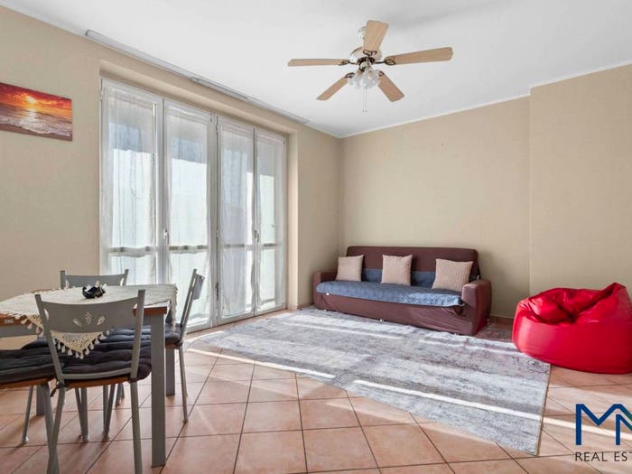 Appartamento trilocale in vendita in Via Valdagno, San Carlo, Milano