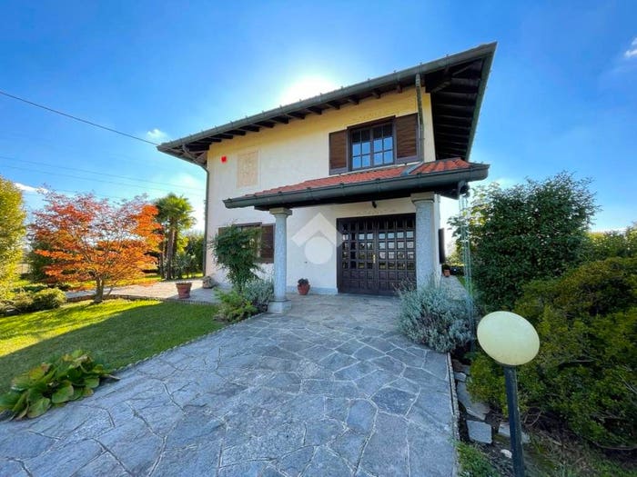 Casa con 5 locali in vendita in Via Gaggiolo, Centro, Oleggio