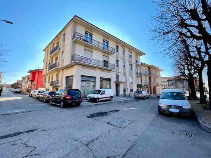 Appartamento bilocale in vendita in Viale Industria, Centro, Bra