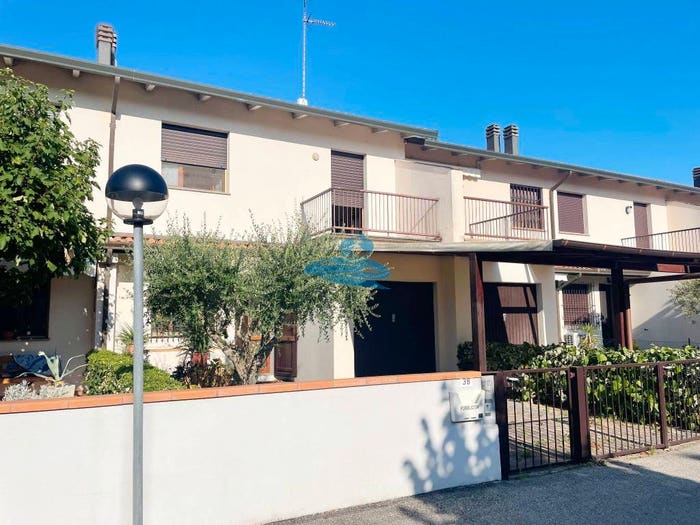 Casa con 5 locali in vendita in Via dei Ciliegi, Ponte Nuovo Madonna dell'Albero, Ravenna