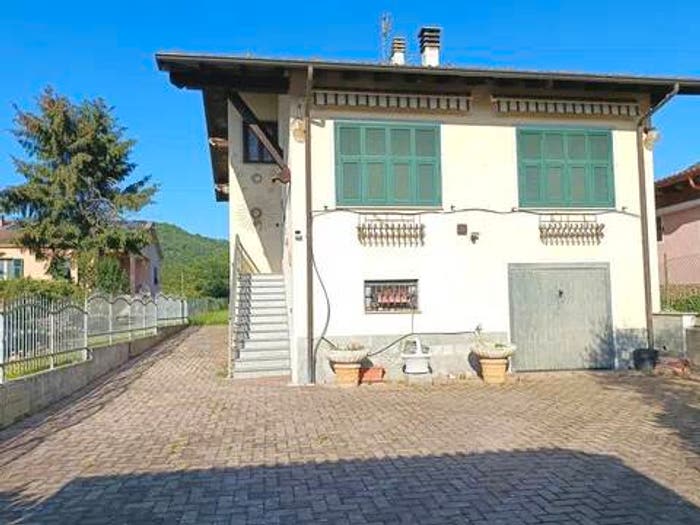 Casa quadrilocale in vendita in Borghetto di Borbera