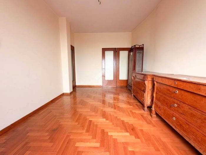 Appartamento trilocale in vendita in Piazza Cavour, Centro, Trecate