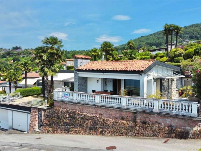 Casa trilocale in vendita in Villaggio Belmonte, Brezzo di Bedero