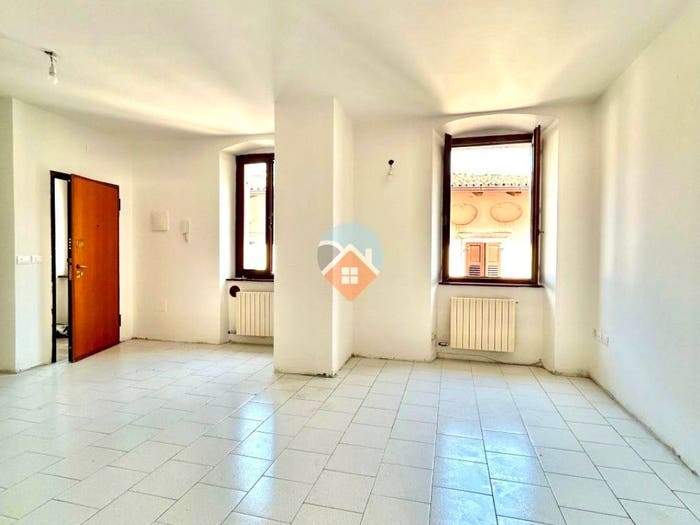 Appartamento trilocale in vendita in Centro, Ala
