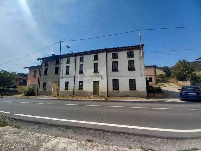 Casa con 5 locali in vendita in Strada Provinciale SNC, Casa Ponte, Val di Nizza