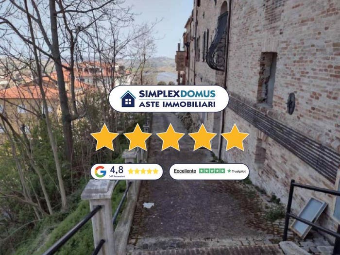 Appartamento con 6 locali in vendita in Via Mandirola, Centro, Monte San Pietrangeli