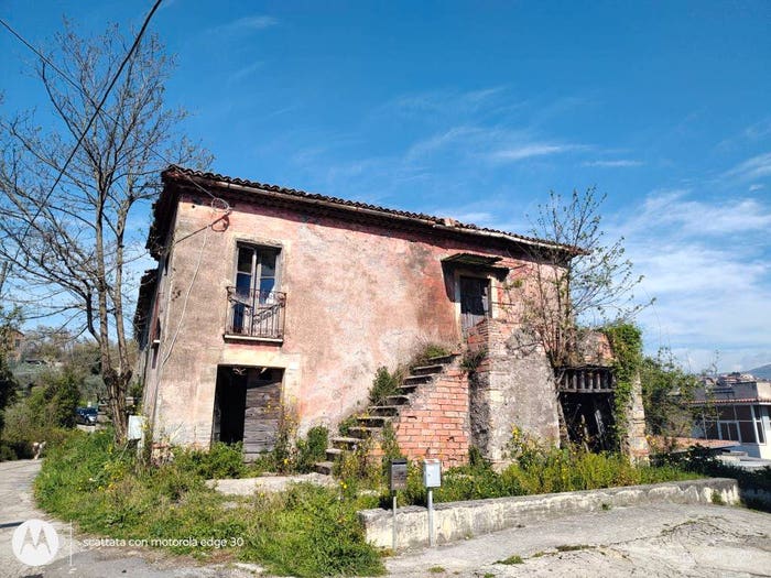 Casa con 6 locali in vendita in Via Fontana Palombo, Centro, Ferentino