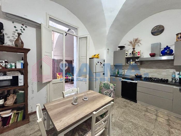 Appartamento quadrilocale in vendita in Via Idomeneo, Centro Storico, Lecce