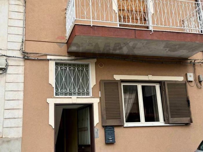 Appartamento con 6 locali in vendita in Via Pedara, Nuovalucello Leonardo Da Vinci, Catania