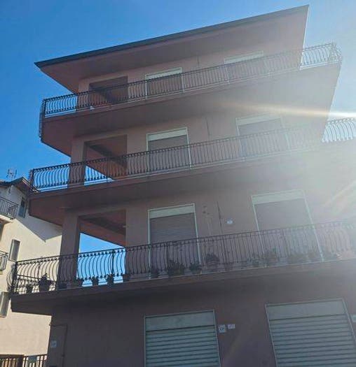 Appartamento quadrilocale in vendita in Via Generale Angelo Cambria, Centro, Barcellona Pozzo di Gotto