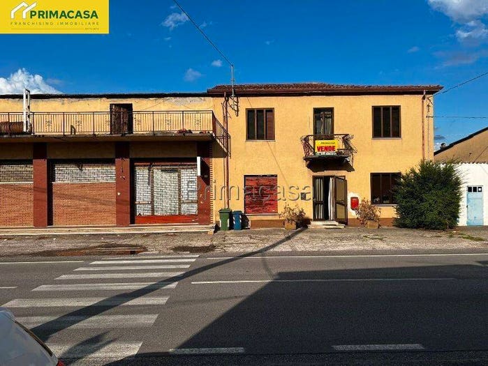 Casa con 6 locali in vendita in Via Pilastro, Pilastro, Bonavigo