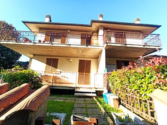 Appartamento trilocale in vendita in Via Roma, Contrada Mulino, Castiglione del Lago