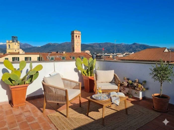 Casa trilocale in vendita in Vico Navone, Centro, Albenga
