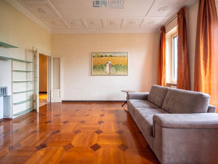 Appartamento quadrilocale in vendita in Viale Marche, Dergano, Milano