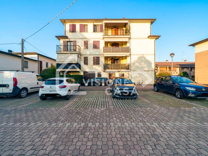 Appartamento trilocale in vendita in Centro, Castelnovo di Sotto