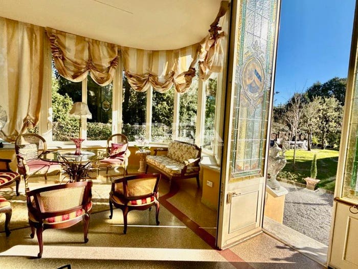 Casa con 6 locali in vendita in Viale Giuseppe Giusti, San Concordio, Lucca