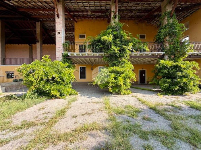 Casa con 5 locali in vendita in Via Milano, Mairano