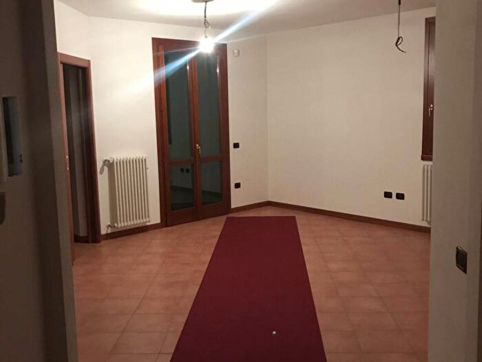Appartamento bilocale in vendita in VIA PRATI, Centro, Rolo