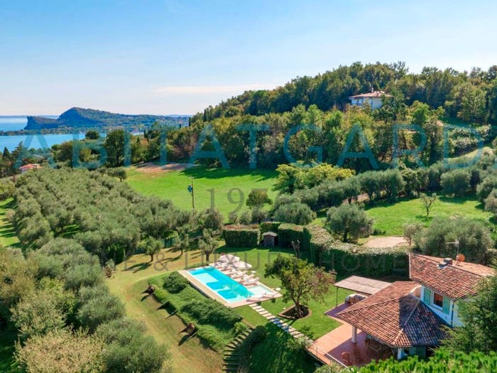 Casa con 6 locali in vendita in Via paradiso, Paradiso, San Felice del Benaco