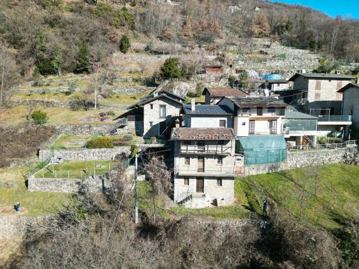 Casa con 5 locali in vendita in Frazione San Biagio, Civo