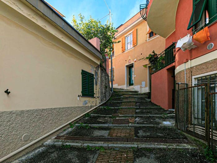 Appartamento quadrilocale in vendita in via San Rocco di Nervi, Nervi, Genova