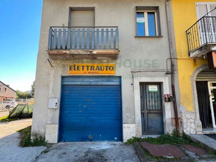 Appartamento trilocale in vendita in Viale Italia, Valle Pennini Sant'Eustachio, Avellino