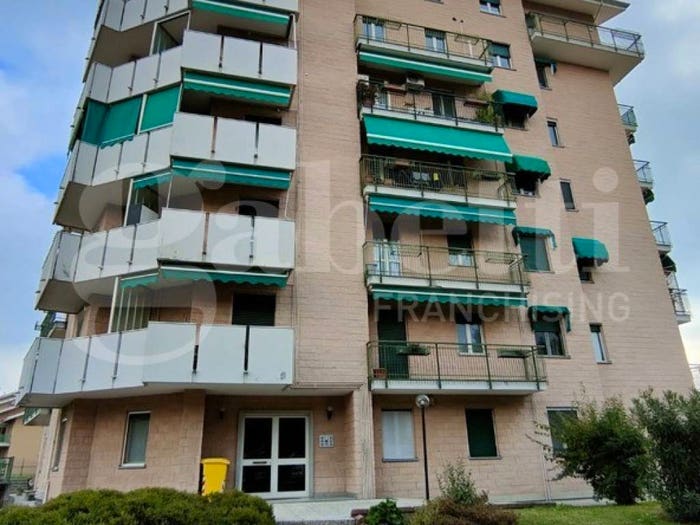 Appartamento quadrilocale in vendita in Strada Al Lanificio, Masarone, Biella
