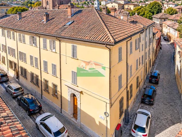 Casa quadrilocale in vendita in Via Salara, Centro Storico, Ravenna