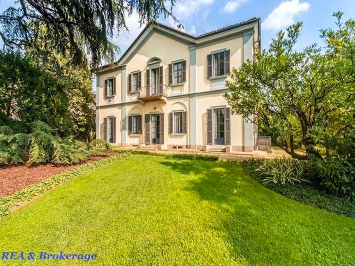 Casa con 6 locali in vendita in Vicolo G Ratti, Lesmo