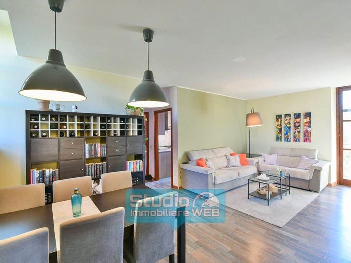 Appartamento trilocale in vendita in Via Guglielmo Marconi, Centro, Merone