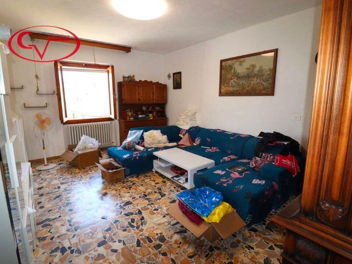 Appartamento con 6 locali in vendita in Via della Costa, Levane, Montevarchi