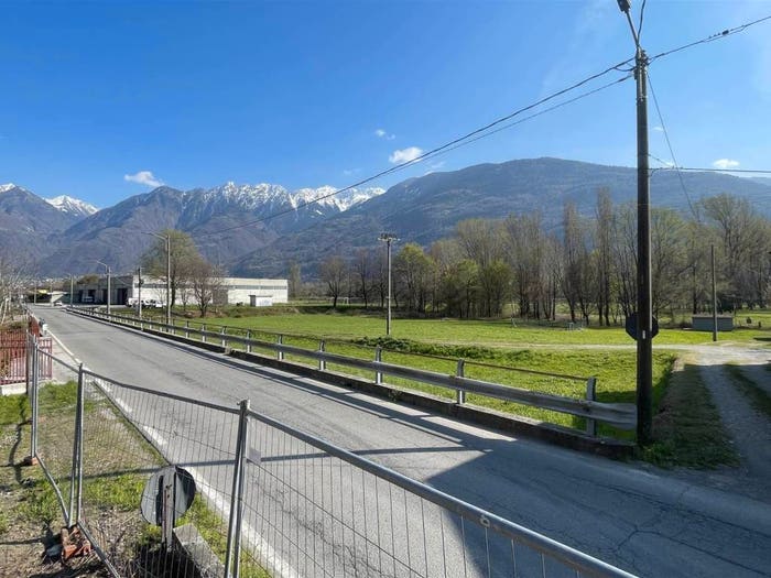Casa con 6 locali in vendita in Via Ponte di Ganda, Morbegno